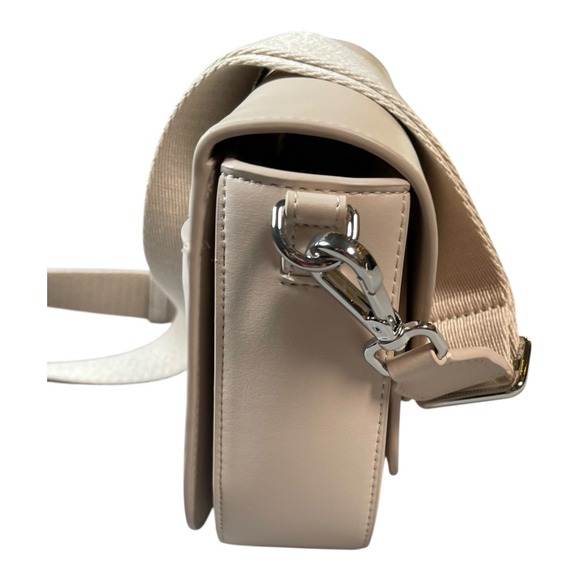 Lululemon Cactus Leather Crossbody Cashew With Silver Hardware & Dust Bag - Picture 5 of 16